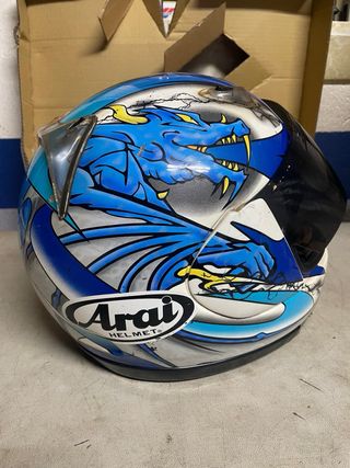 Casco arai okada
