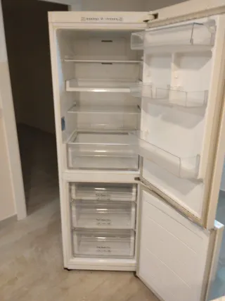 Frigorifero e congelatore