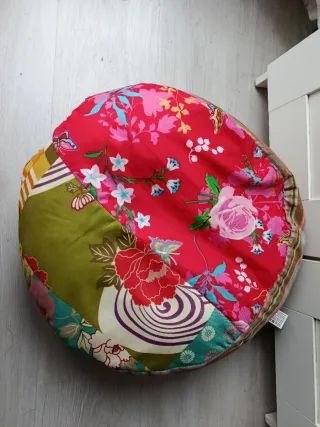Puff patchwork estampado floral