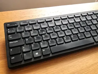 Teclado y ratón inalámbrico Dell negro