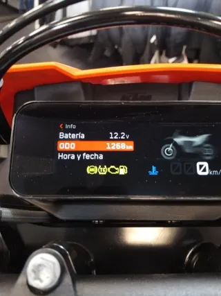 KTM 690 SMC R MODELO 2026