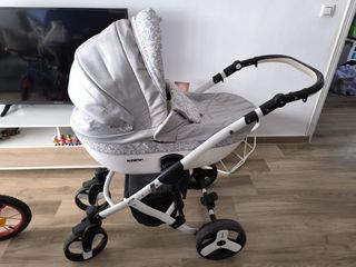 Carrito bebé en muy buen estado.