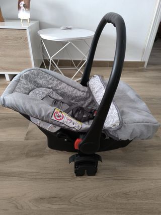 Carrito bebé en muy buen estado.