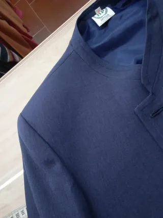 Chaqueta campera azul con botones