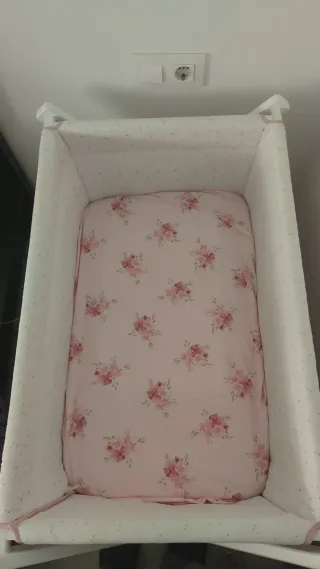 cuna de la marca Cambrass