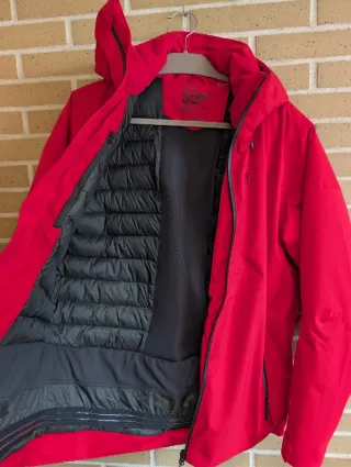 Conjunto Chaqueta y pantalón de esquí. Wedze.