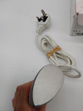 Cricut EasyPress Mini | Prensa térmica compacta para vinilo termoadhesivo (HTV), Infusible Ink y productos de sublimación | Fram