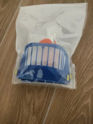 Roomba 642 con accesorios de repuesto