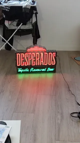 Cartel neon desperados