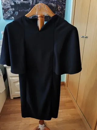 Vestido elegante negro T,M de Mango.Nuevo
