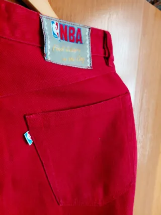 Pantalón vaquero NBA rojo para hombre