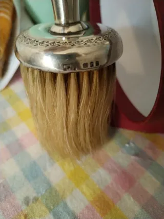 Brocha plata ingles con sellos