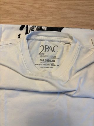 Camiseta Pull & Bear Tupac Talla S