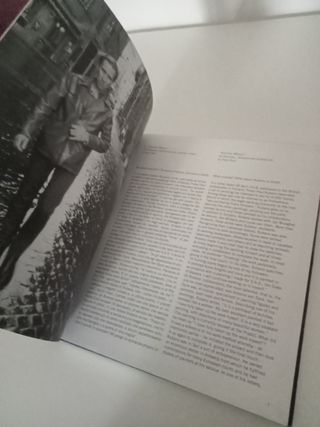 Libro di Mark Kostabi