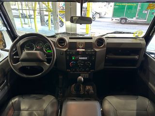 Land Rover Defender 90 Autobiography 67th An.