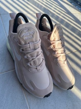 Nike Air Max 270 - 37.5