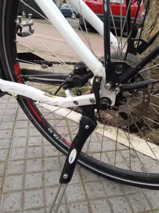 Bicicleta Eléctrica Blanca