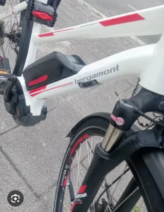 Bicicleta Eléctrica Blanca