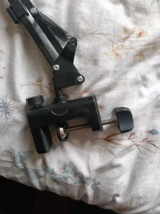 Soporte Escritorio Móvil Lisen Ajustable