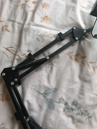 Soporte Escritorio Móvil Lisen Ajustable