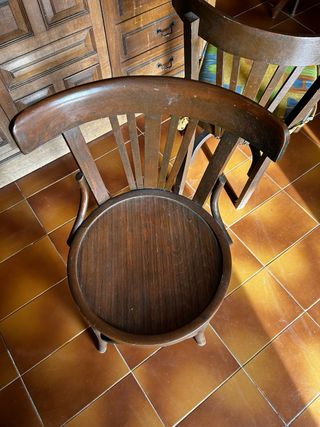 Sillas de madera antiguas