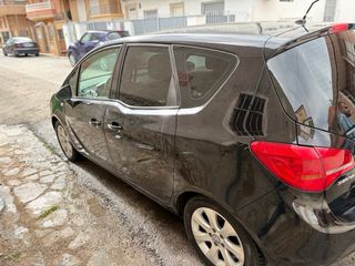Opel Meriva 2010