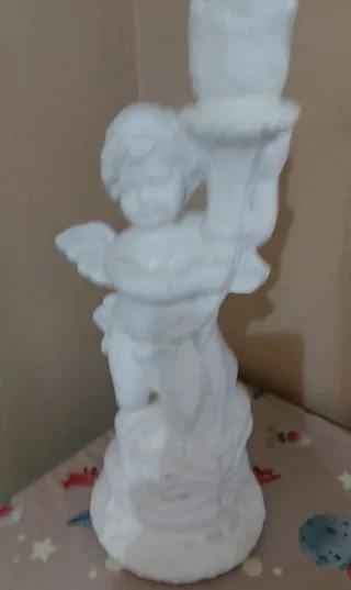 Juego 2 Candelabros Querubín Blanco