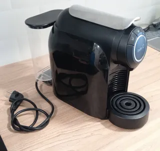 Cafetera Delta Q + Cápsulas