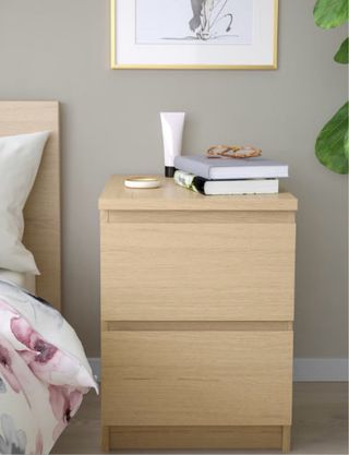 Mesita de noche madera nueva Ikea
