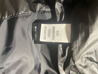 The North Face 700 Navy Blue & Black Puffer Jacket