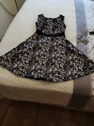 Vestido encaje negro y blanco talla M
