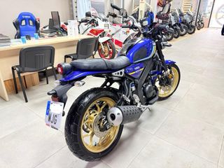 YAMAHA XSR 125
