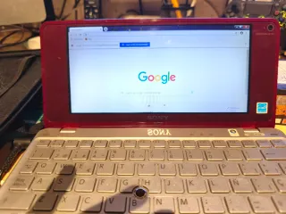 Mini Portátil Sony Vaio Rojo