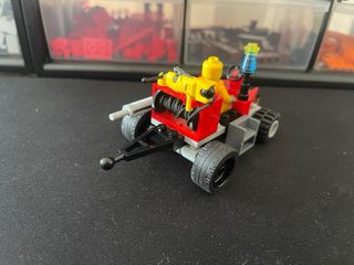 Lote Lego: Coches, Motos y Figuras