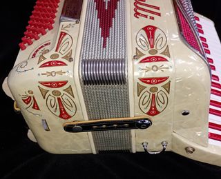 ACORDEON GABBANELLI 80.