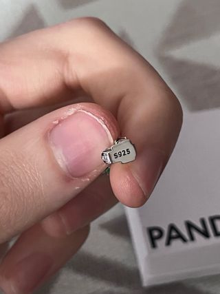 Charm Pandora x Casa Globos Up