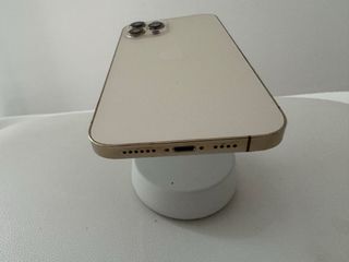 iPhone 12 Pro Max color oro