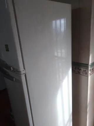 Nevera Whirlpool 185cm para reparar