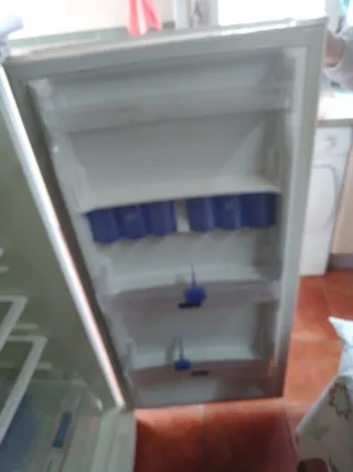 Nevera Whirlpool 185cm para reparar