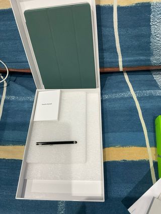 Tablet PC Plata y Blanca