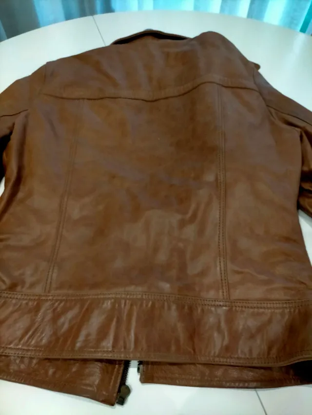 Chaqueta de piel Elogy marrón