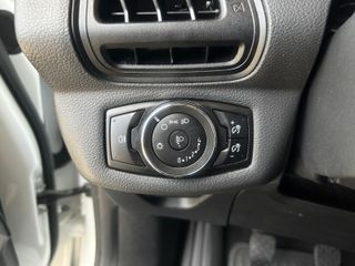 Ford B-MAX ÚNICO DUEÑO 2015