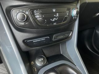 Ford B-MAX ÚNICO DUEÑO 2015