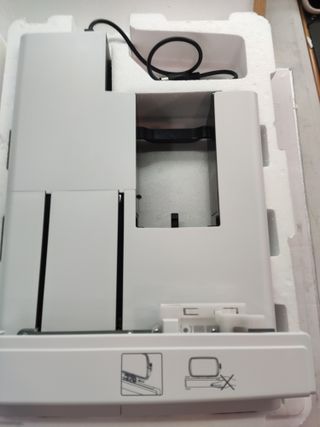 Máquina de Coser y Bordar Bernette Chicago 7