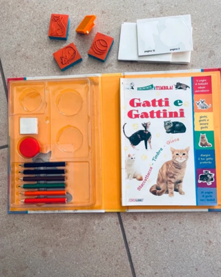 Staccaccatta e timbra “Gatti & Gattini” libro