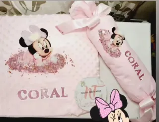 Cojín antivuelco caramelo bebé