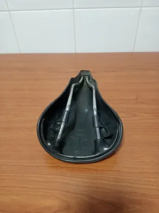 Sillín Bici Carretera Clásica Negro