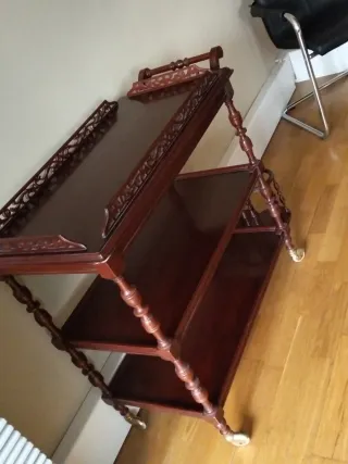 Carrito camarera de madera