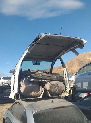 Seat 352100 amortiguadores 6f9827550b02s arona 1.0