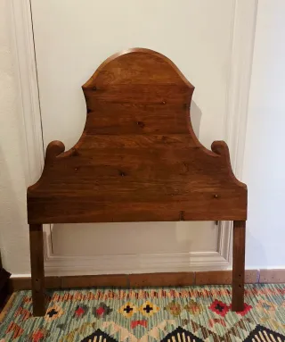 Cabecero de madera antiguo cama individual